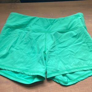 Medium born primitive shorts